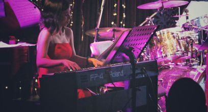 Vội vàng anh đến [Live Performance] – Phù Vạn Nam Hương | @ Minishow Ta Vẫn Còn Chính Mình